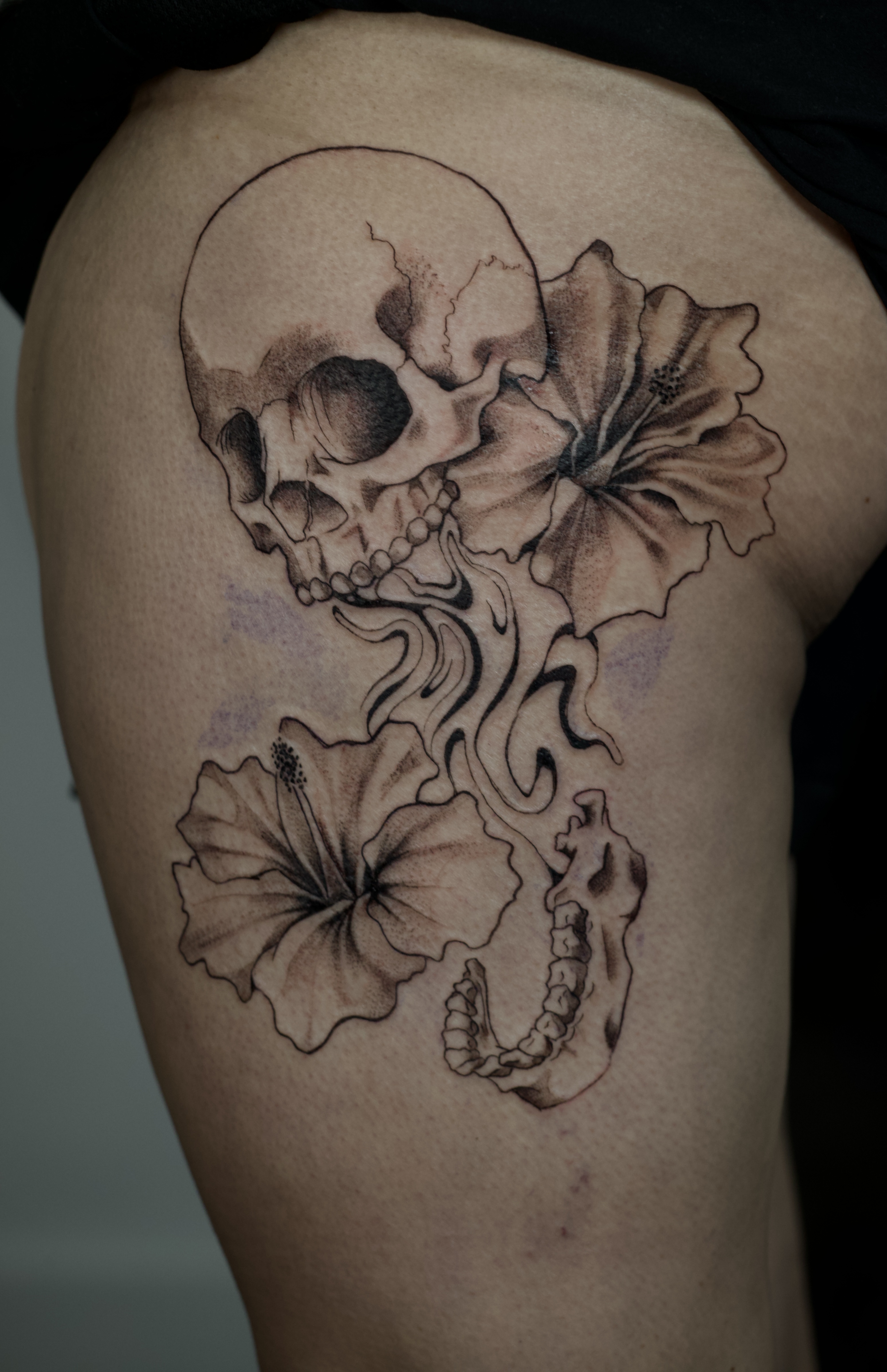 Skull and flower